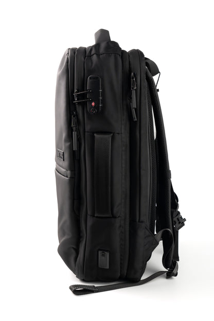 Travel Mate Light back straps view