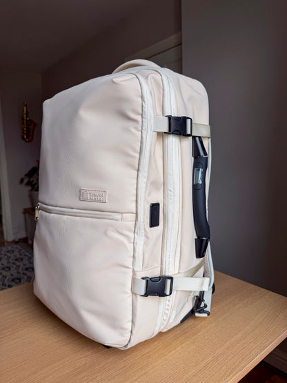 Travel Mate max
