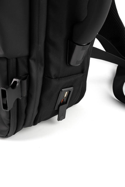 Travel Mate Plus